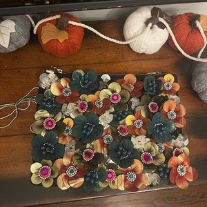 La Sera Floral purse